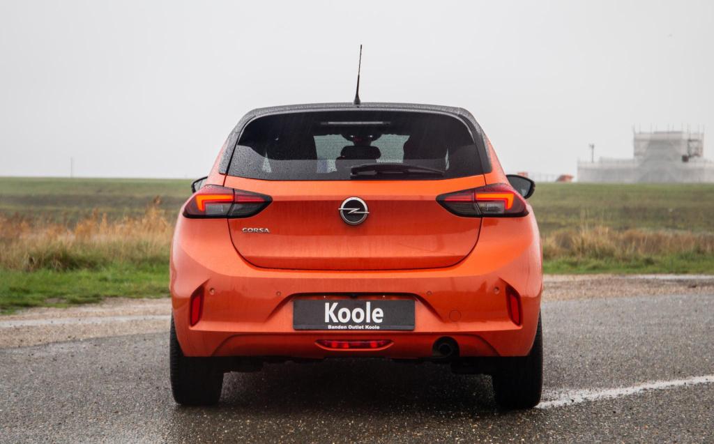 Opel Corsa 1.2 turbo automaat / carplay / camera / dealer auto