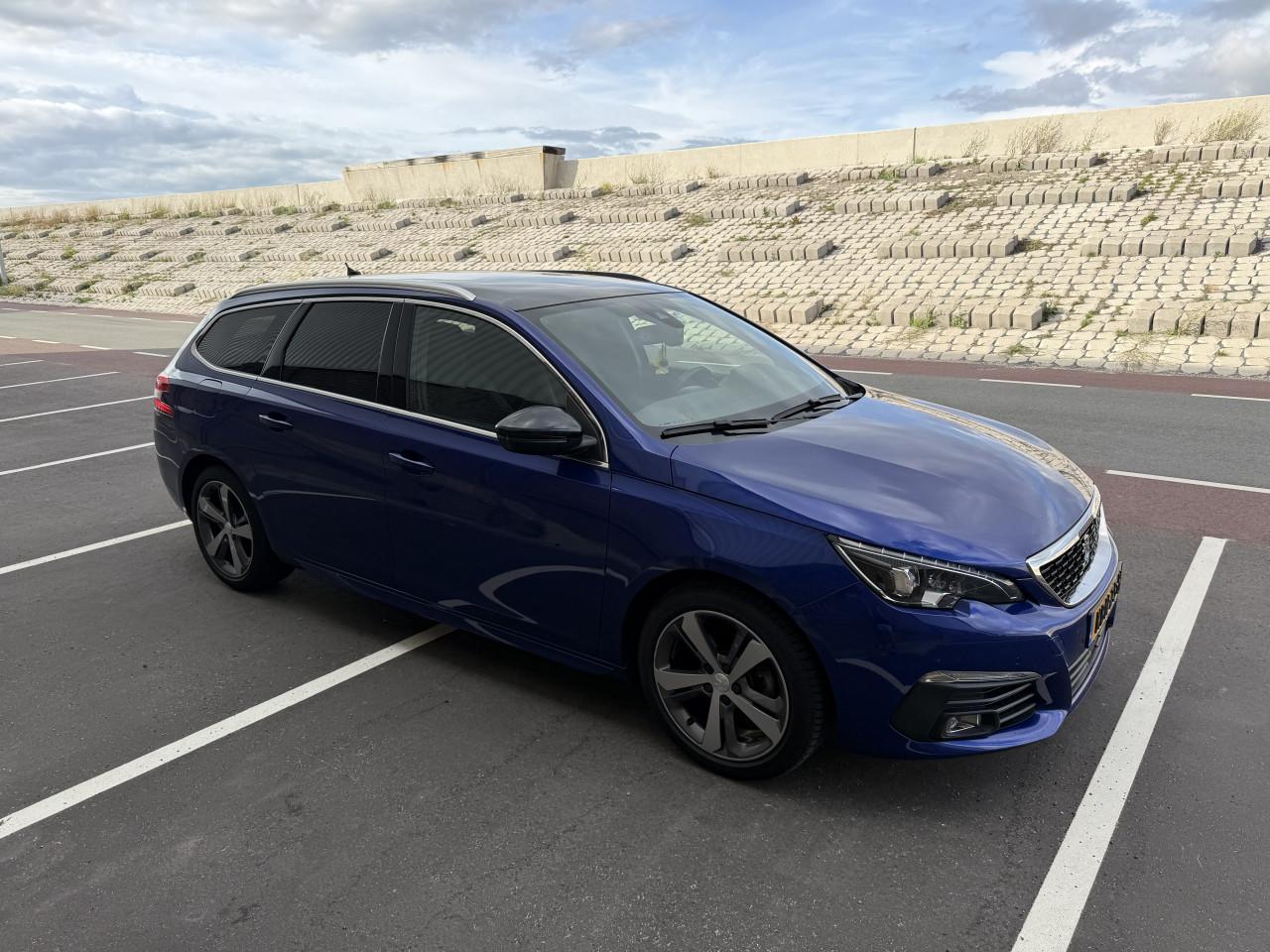 Peugeot 308 1.2 Puretech 130pk S&S Eat8 2019 Blauw
