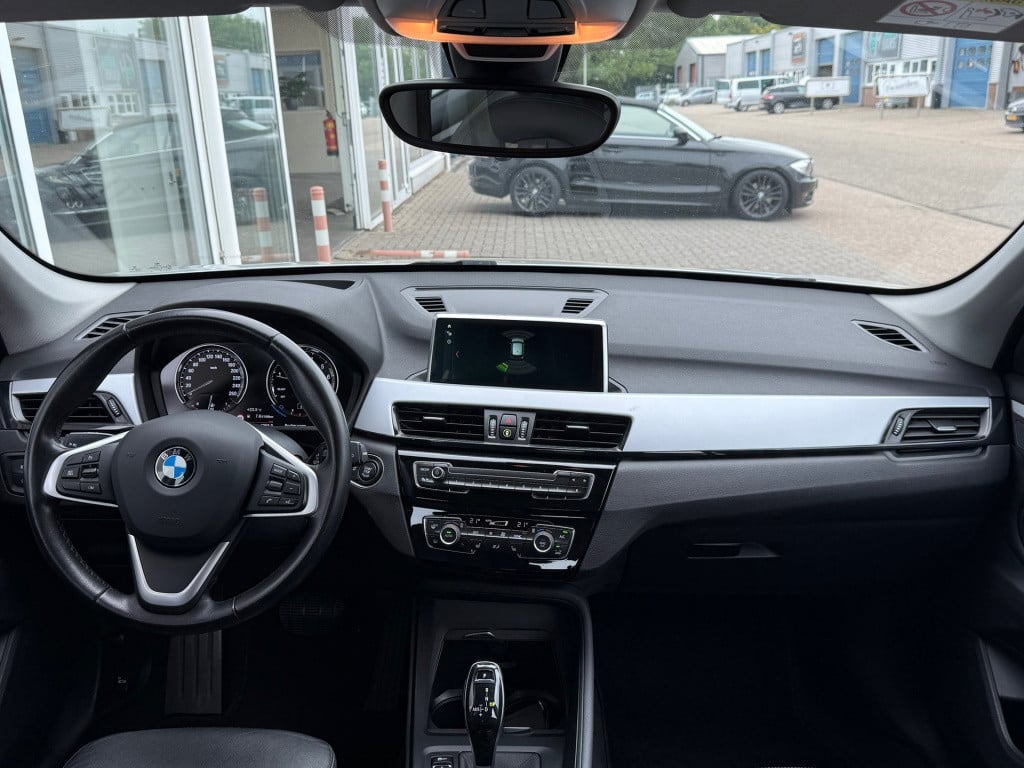 BMW X1 sdrive20i high executive