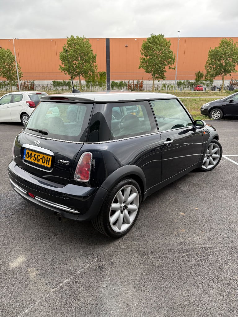 Mini Cooper 1.6 - chili - origineel nl - nap!