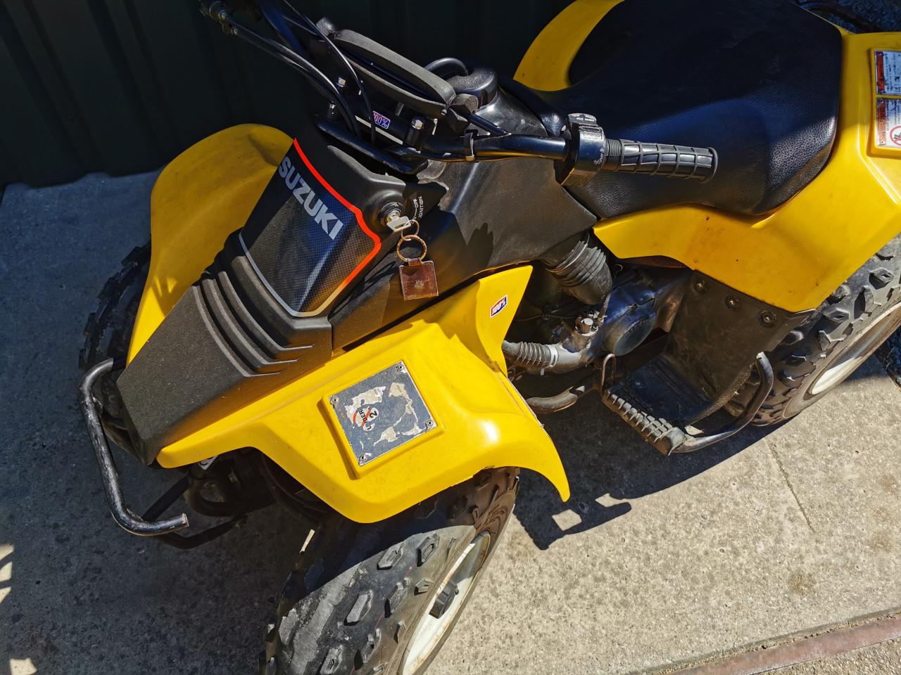 Suzuki lt 80 Quad