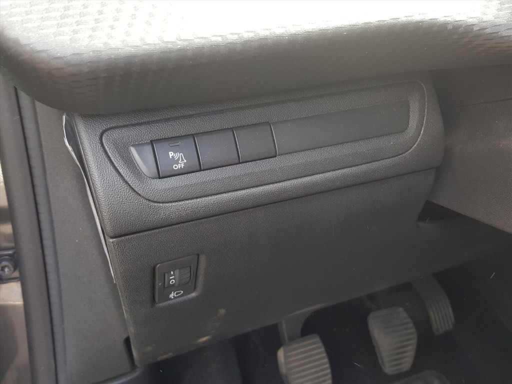 Peugeot 2008 1.2 puretech 82pk s&s style navigatie | airco | cruise control