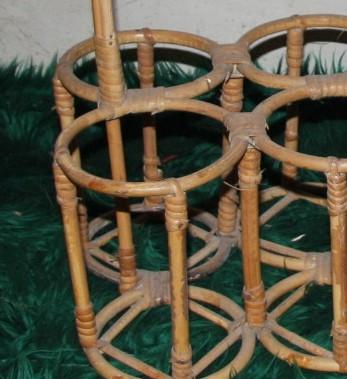 Vintage rotan flessenrekje hoogte 42cm 24cmx24cm