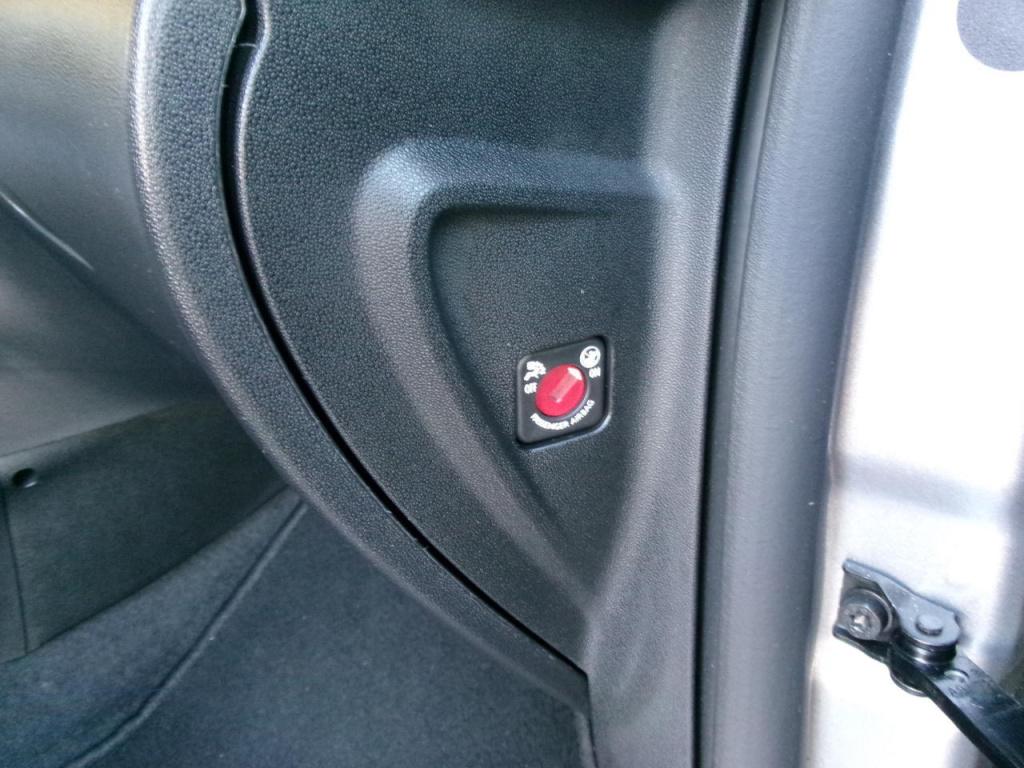 Citroen C3 1.2 cruise contr., navi, camera, dealer onh.