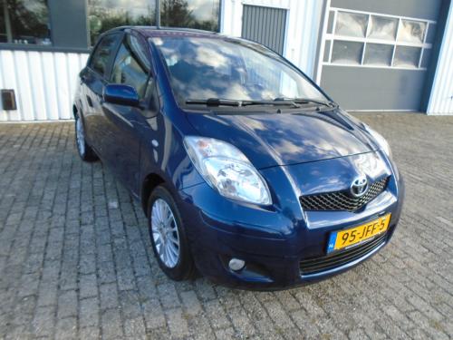Toyota Yaris 1.3 VVTi Automaat