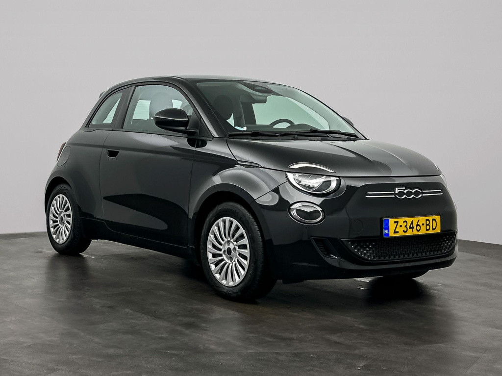 Fiat 500e 42 kwh | carplay | cruise control | ecc | pdc |