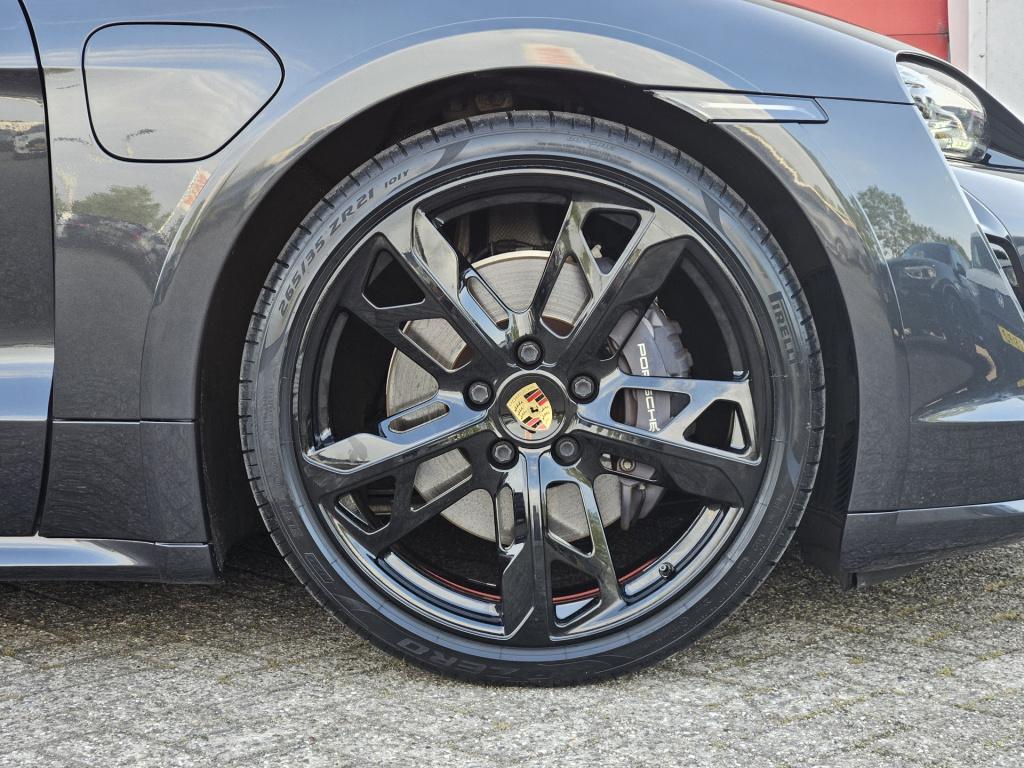 Porsche Taycan cross turismo 4 | pano | dealer onderh. | 93 kwh | rijklaar 
