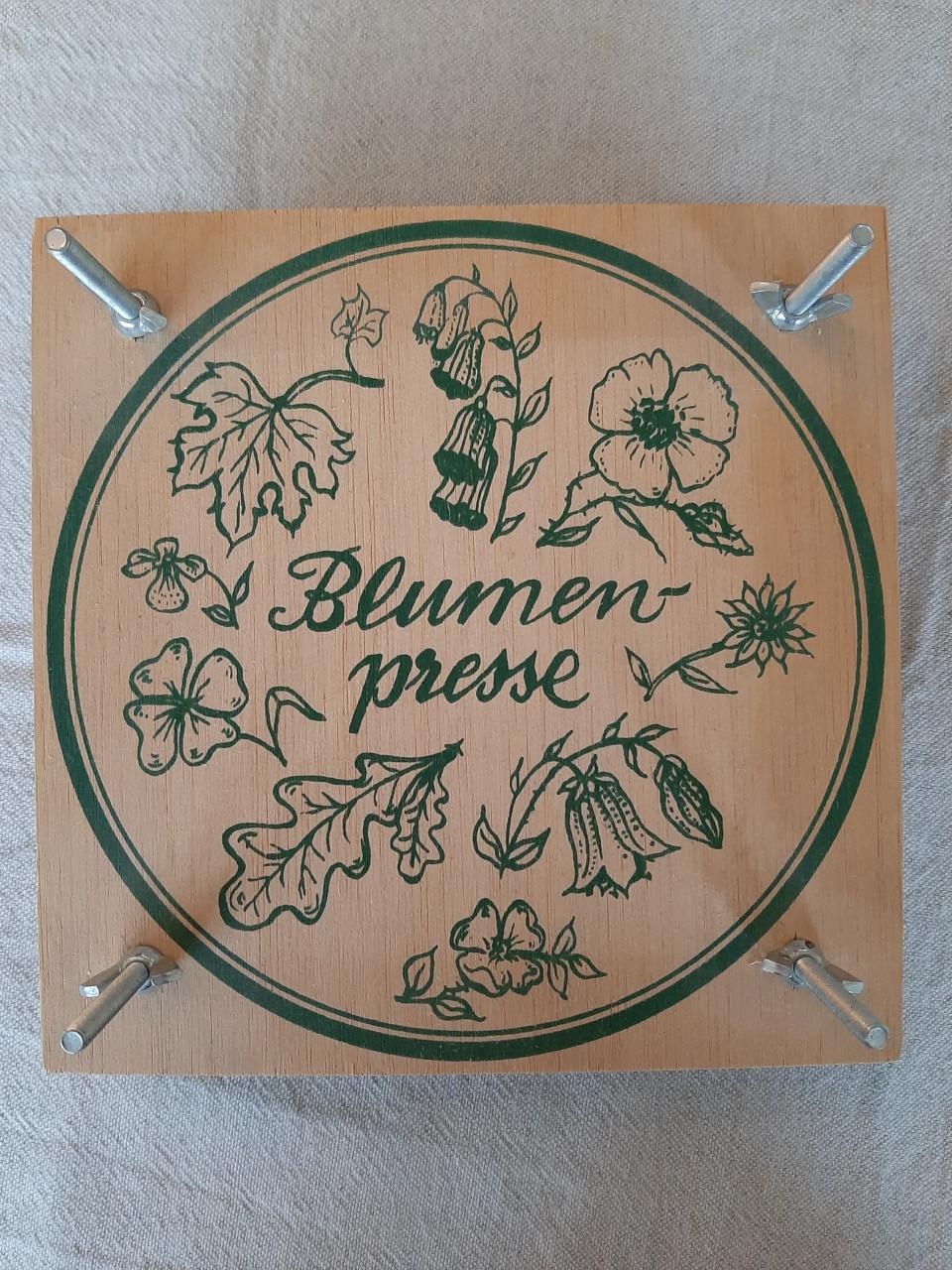 Mooie houten bloemenpers