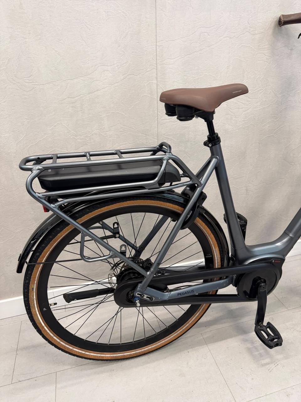 Pegasus Siena E8F Bosch Active Line Plus 60CM 2614KM 400Wh