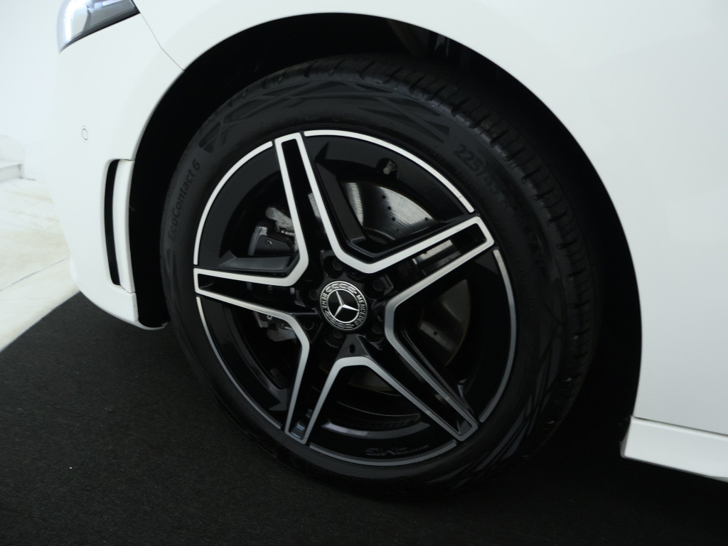 Mercedes-Benz A-Klasse 250 e business solution amg limited | amg line | nig