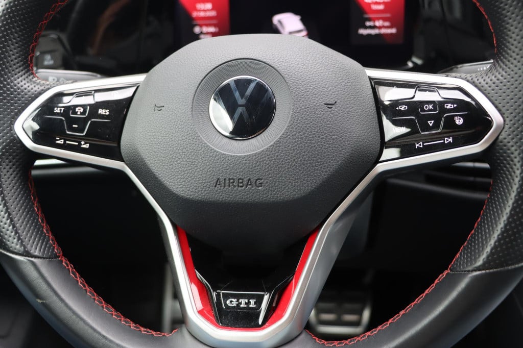 Volkswagen Golf gti 2.0 tsi clubsport 300pk dsg7