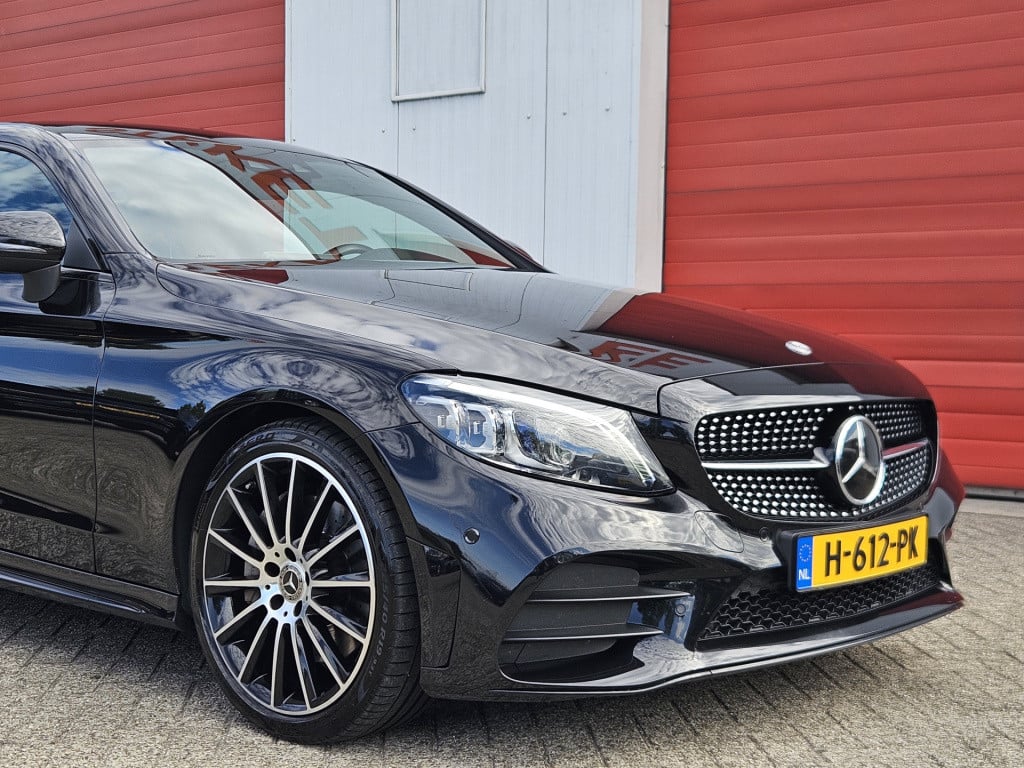 Mercedes-Benz C-Klasse coupé 300 premium plus pack | burmester | acc