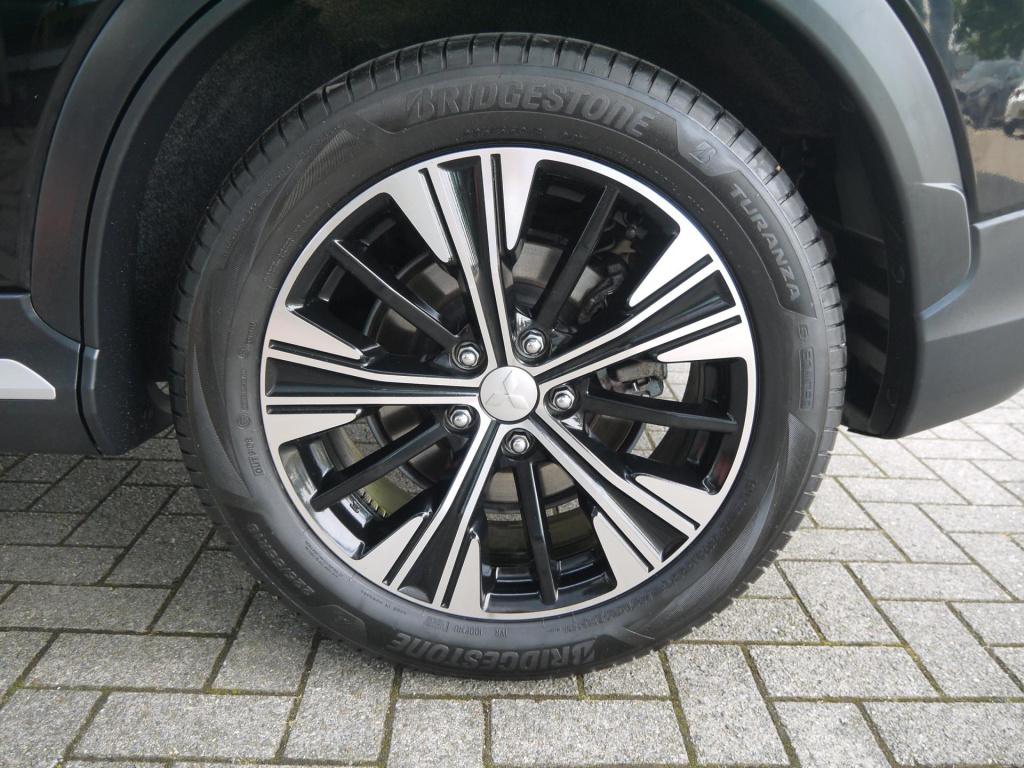 Mitsubishi Eclipse Cross 1.5 di-t 4wd instyle|trekhaak|rijklaar