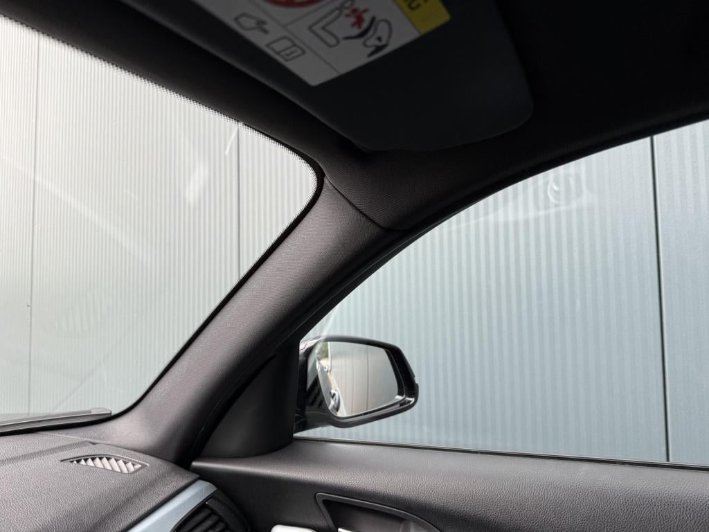 BMW 1 Serie 116i executive m-sportpakket 5-drs