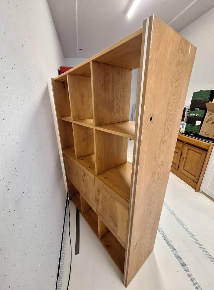 Kast / roomdevider, massief licht eiken