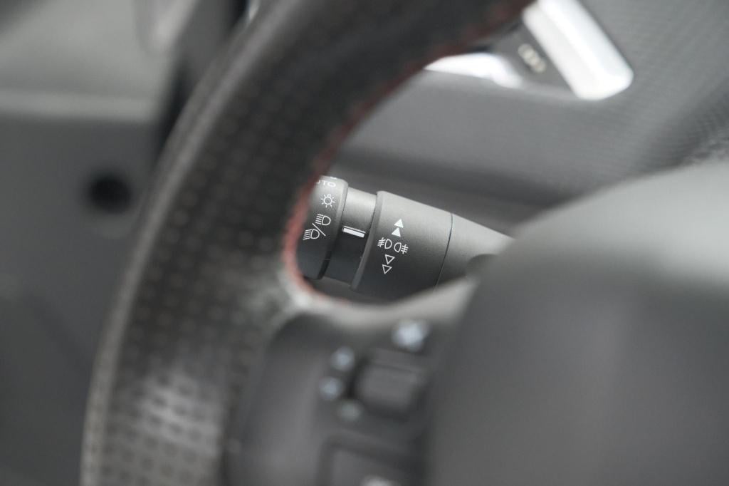 Peugeot 2008 puretech 110 eat6 gt-line | camera | panoramadak | navigatie |