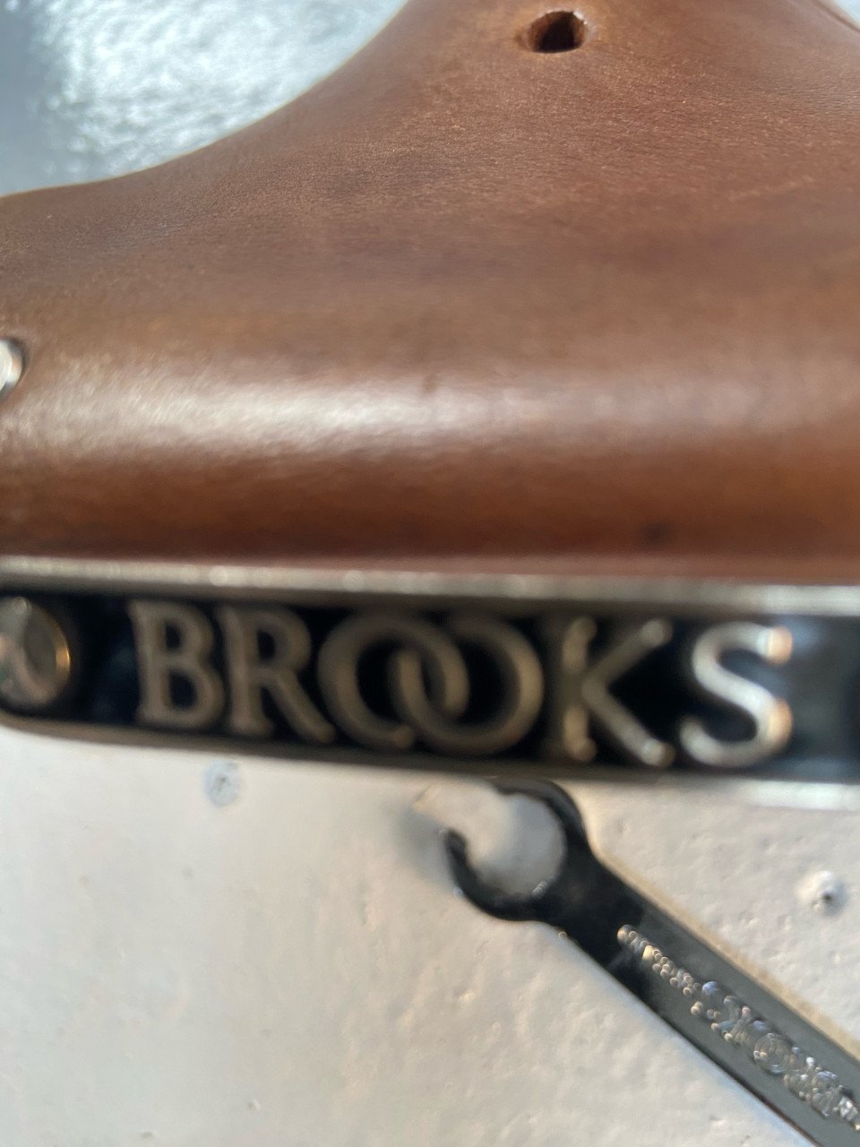Zadel Brooks b17 promax zadelpen Brookszadelsleutel