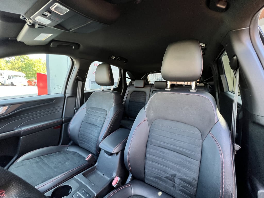 Ford Kuga 2.5 phev st-line x | camera | trekhaak | stoel/ stuur verwarming 