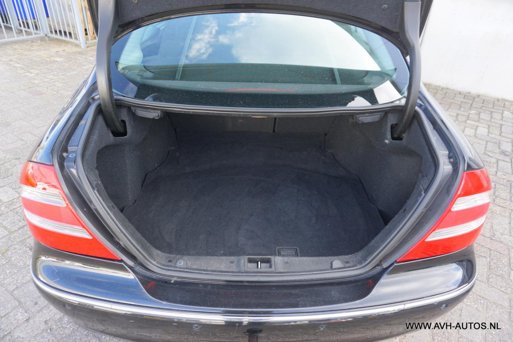 Mercedes-Benz Clk-klasse coupé 200 k. elegance automaat