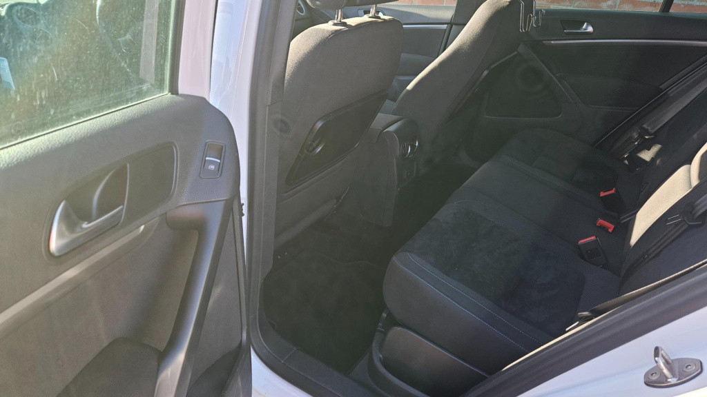 Volkswagen Tiguan 1.4 tsi r-line edition
