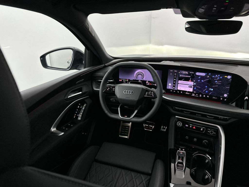 Audi Q5 s edition competition e-hybrid 270 kw / 367 pk suv