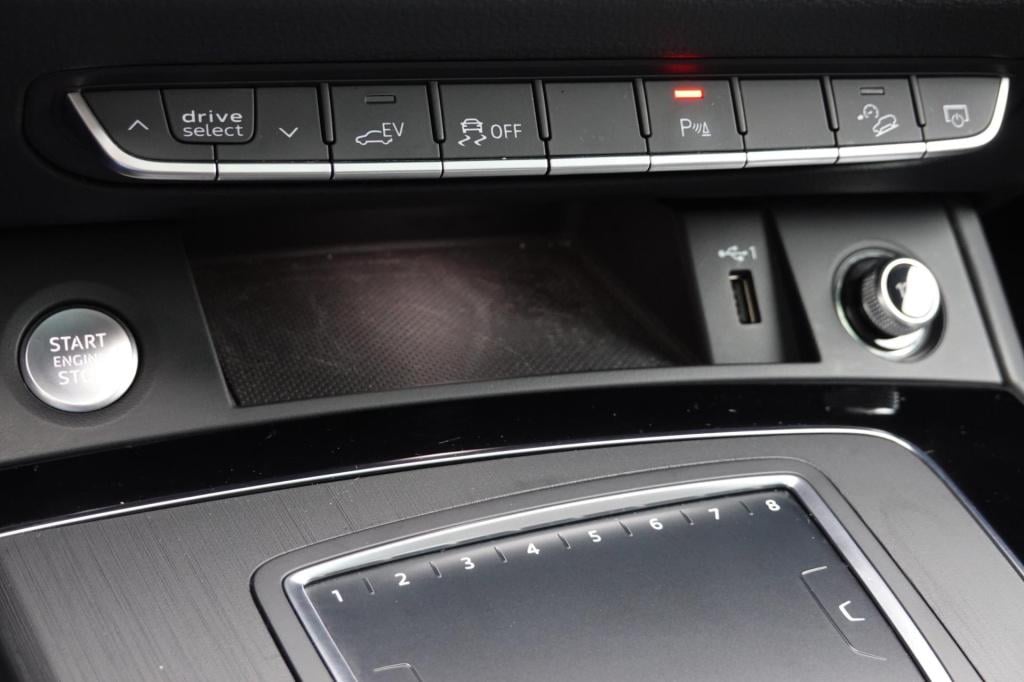 Audi Q5 55 tfsi e quattro competition