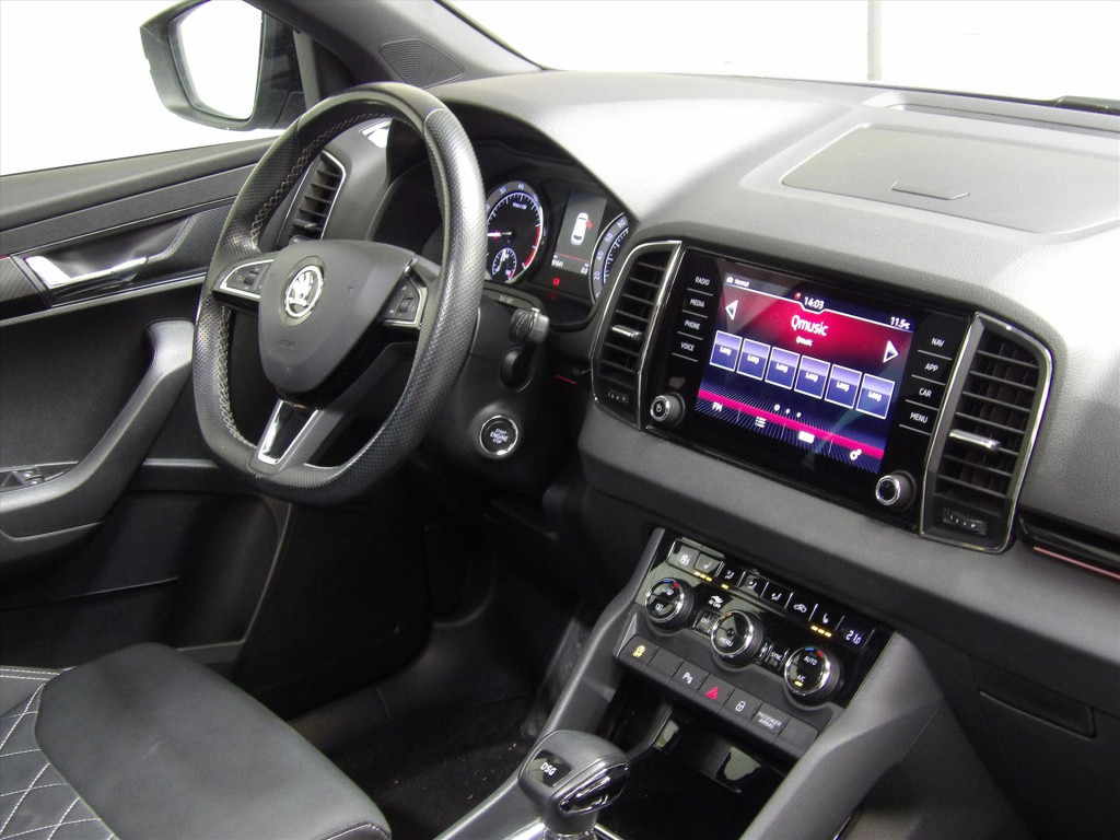 Skoda Karoq 1.5 tsi act greentech 150pk dsg-7 sportline business