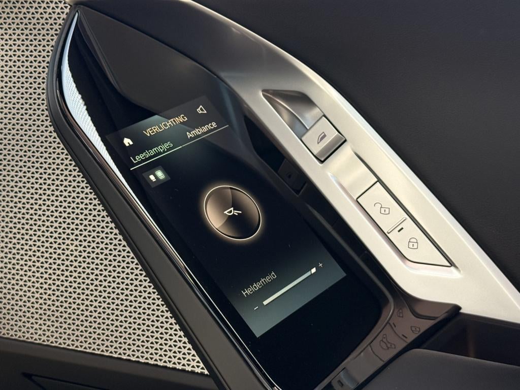 BMW 7 Serie 750e xdrive | bowers & wilkins | 360 | skylounge | leder | trek