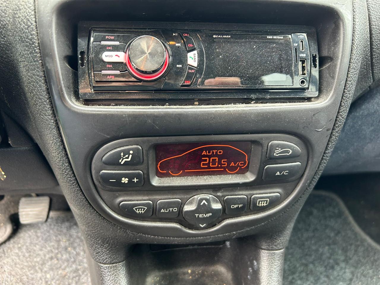 Peugeot 206 1.6 Gentry Bluetooth/Climate Control/Recent Veel Vervangen