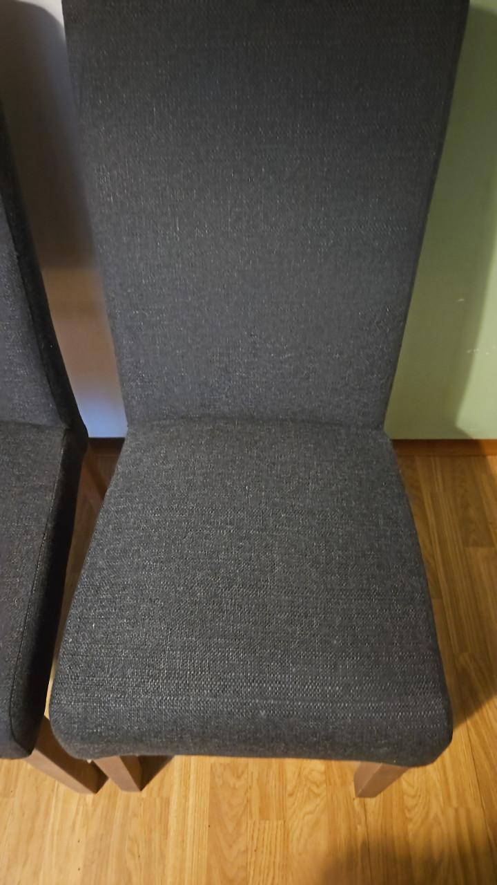 4 nette stoffen stoelen