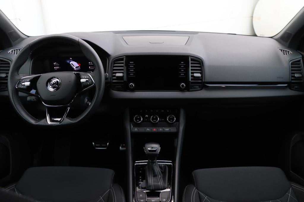 Skoda Karoq 1.5 tsi sportline 150pk dsg7 voor+achterbankverwarming | stuurv