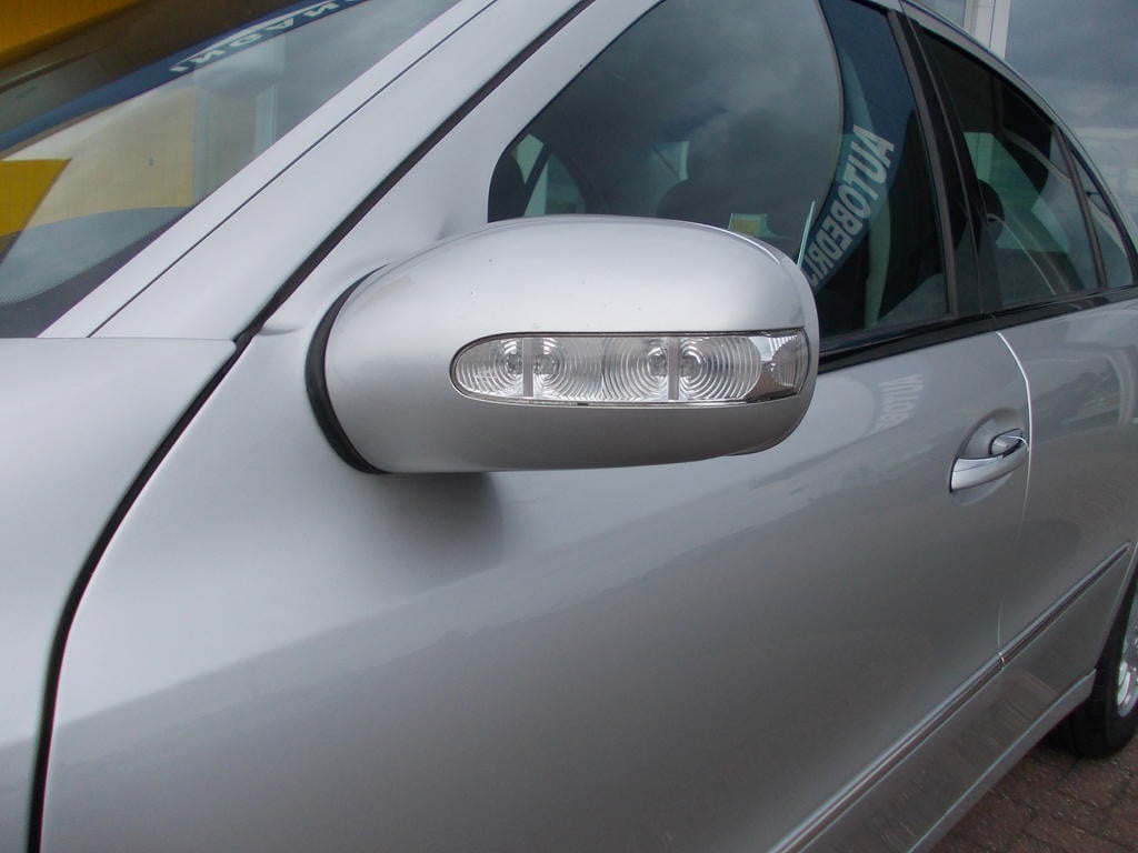 Mercedes-Benz E-Klasse 220 cdi elegance aut. e220cdi