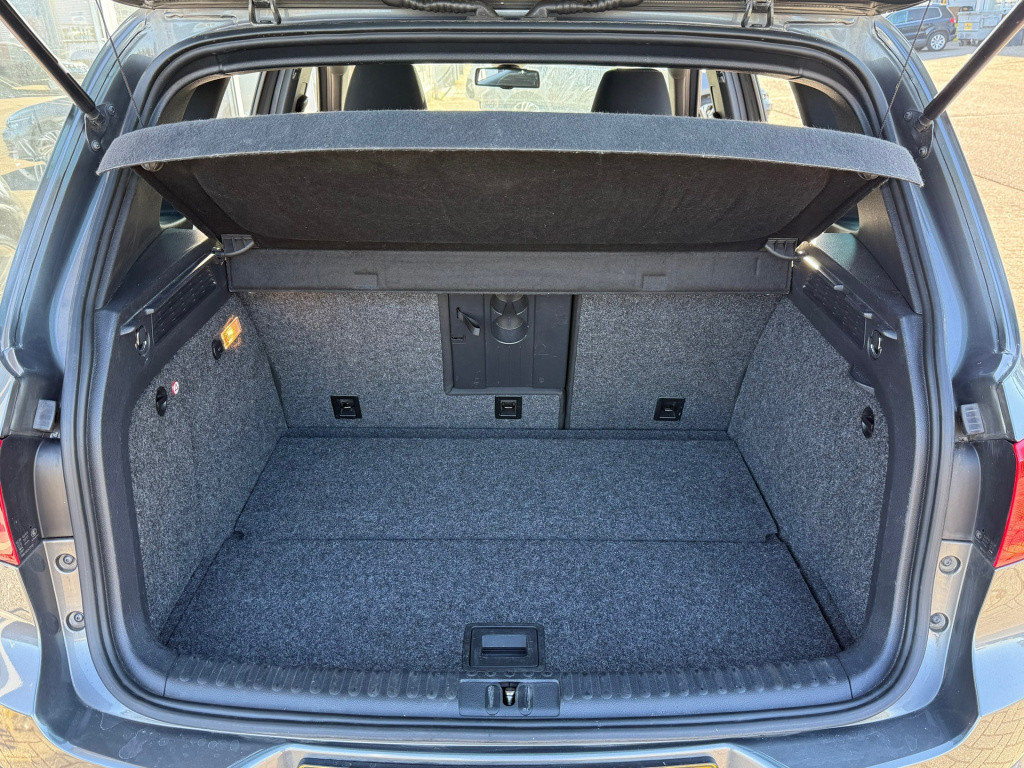 Volkswagen Tiguan 1.4 tsi sport&style r-line edition