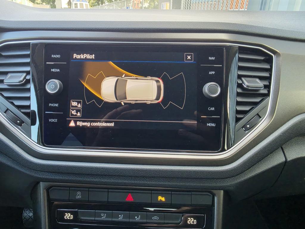 Volkswagen T-roc 1.0 tsi style | adaptieve cruise control | parkeersensoren