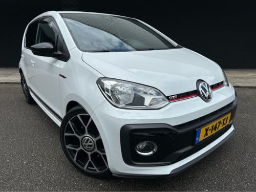 Volkswagen UP! gti // carplay // android auto //