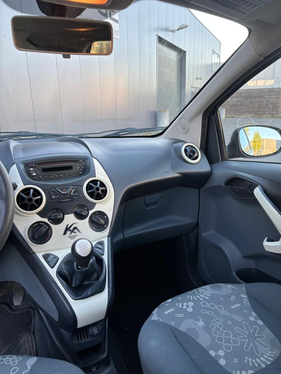 Ford Ka 1.2 51KW 2010 Zwart | 144.268 KM NAP