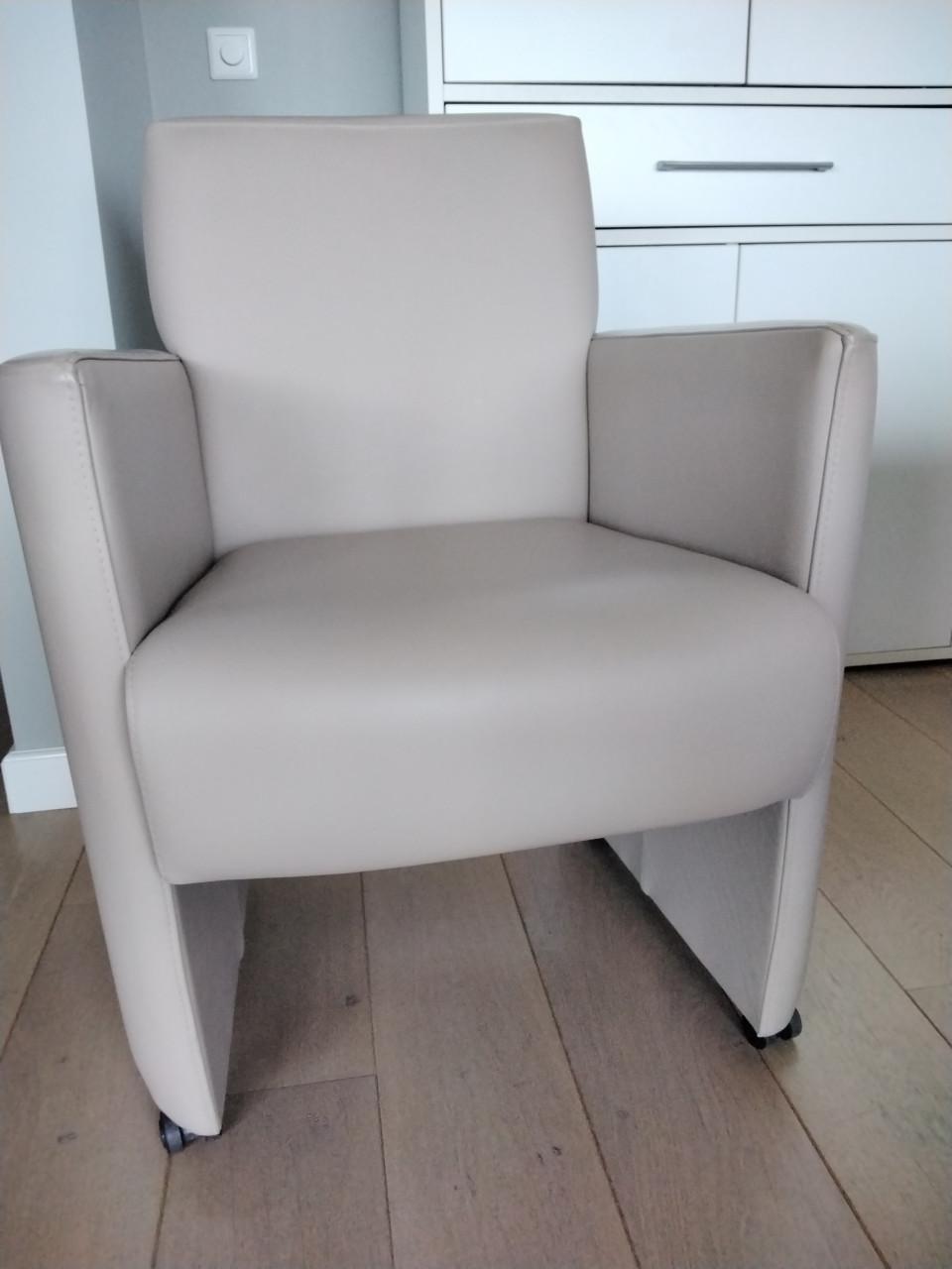 4 eetkamerstoelen