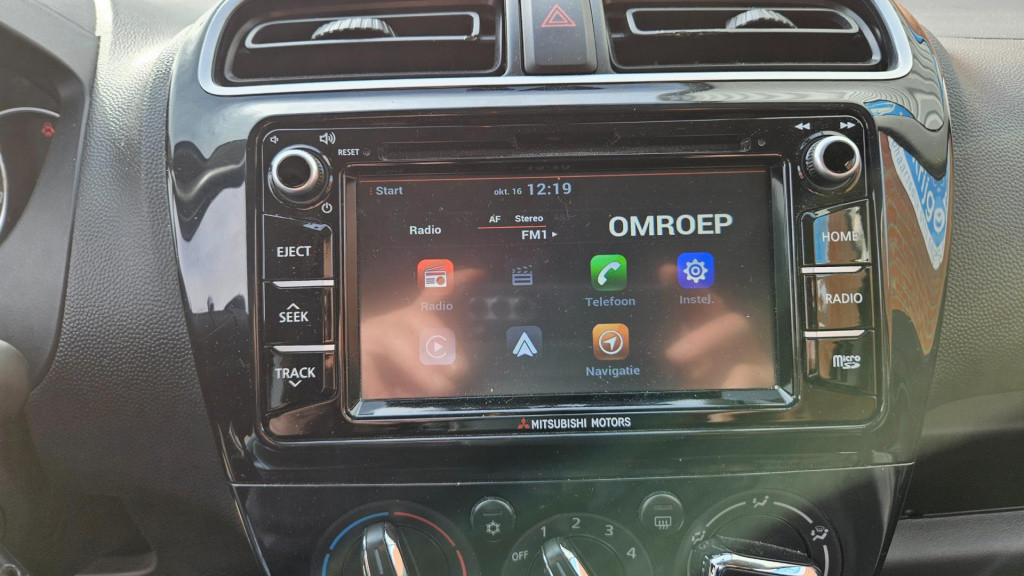 Mitsubishi Space Star 1.2 connect pro