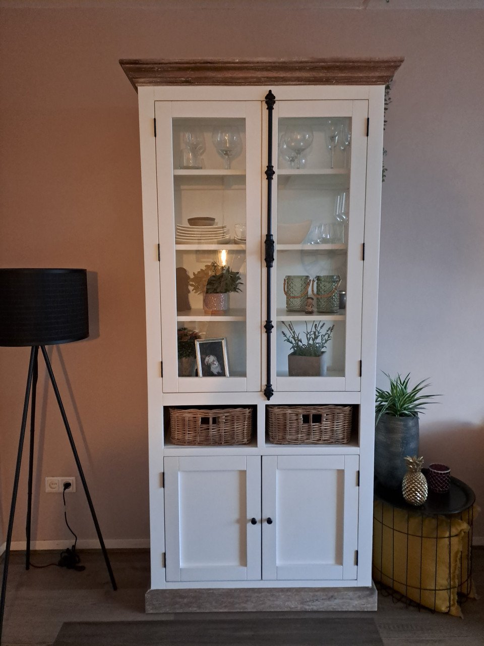 Landelijke vitrinekast