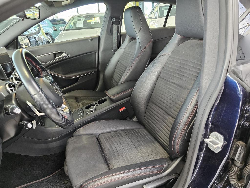 Mercedes-Benz Cla shooting brake 180 business solution amg