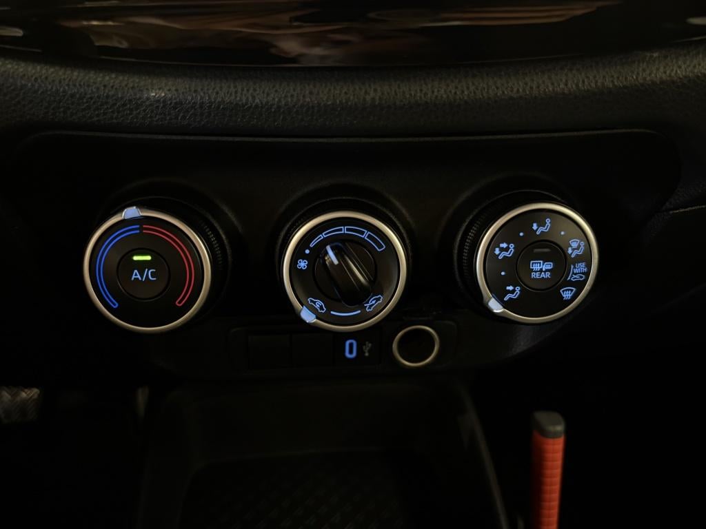 Toyota Aygo X 1.0 vvt-i mt play