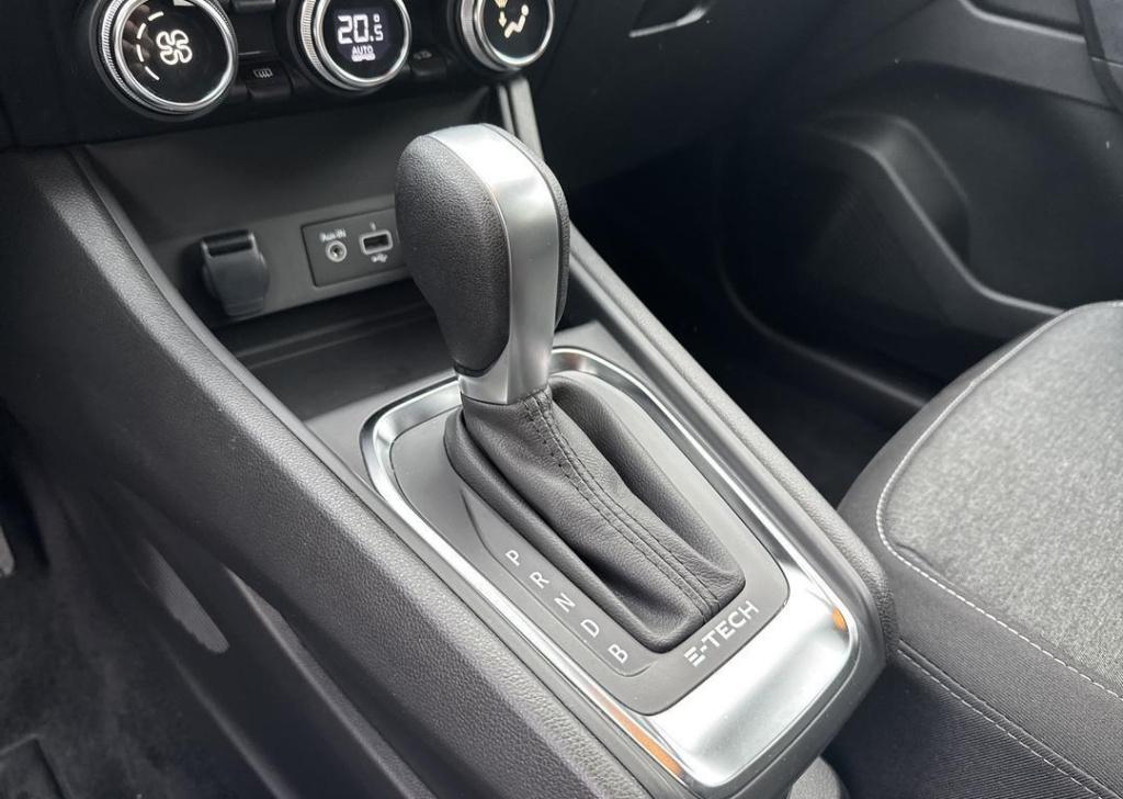 Renault Captur 1.6 e-tech hybrid 145 evolution