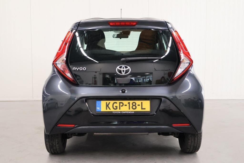Toyota Aygo 1.0 vvt-i x-play