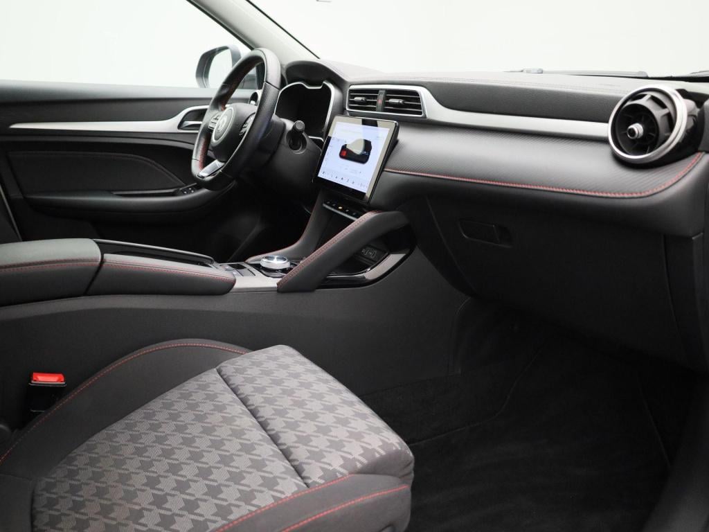 MG ZS standard range 51 kwh comfort