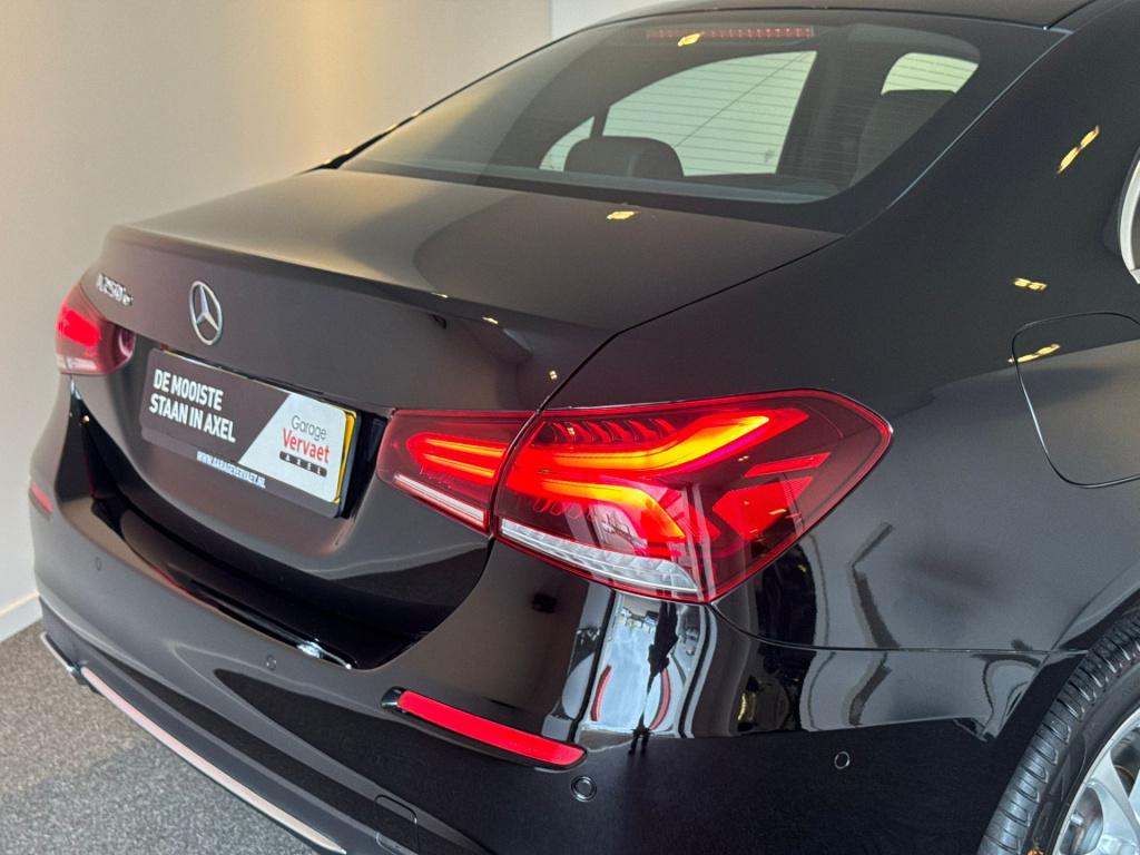 Mercedes-Benz A-Klasse 250 e business solution luxury limited