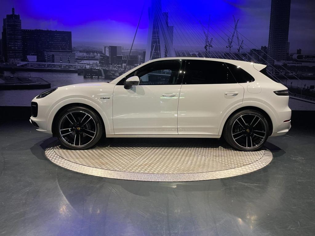 Porsche Cayenne 3.0 e-hybrid platinum edition*pdls*pasm*softclose*22inch*sp