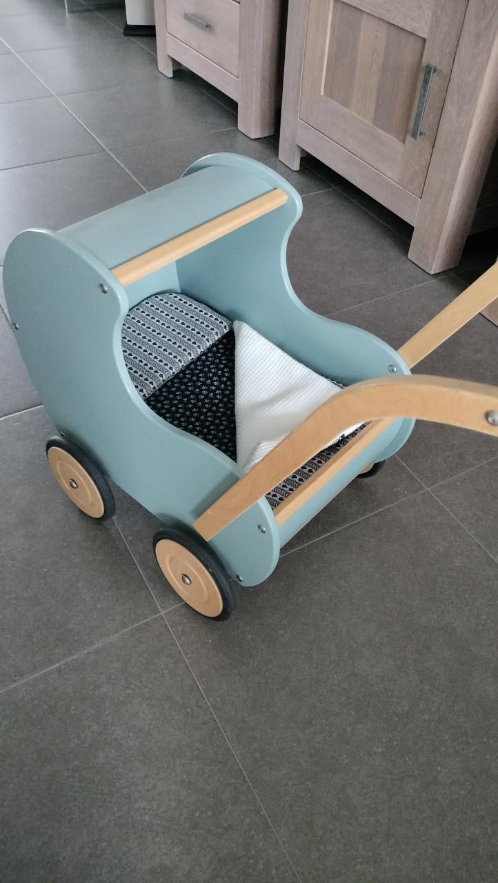 Poppenwagen
