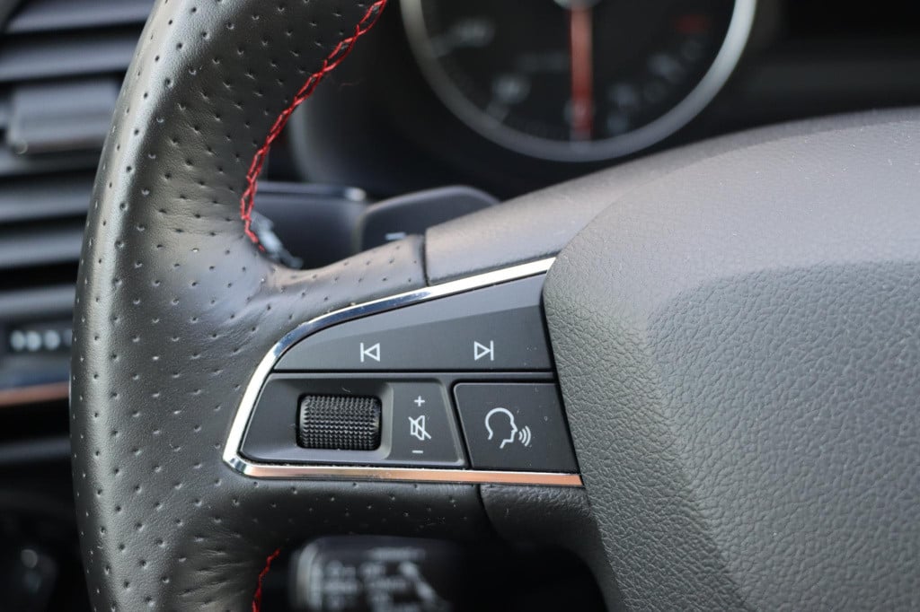 Seat Ateca 1.5 tsi 150pk dsg fr business intense 150pk dsg7
