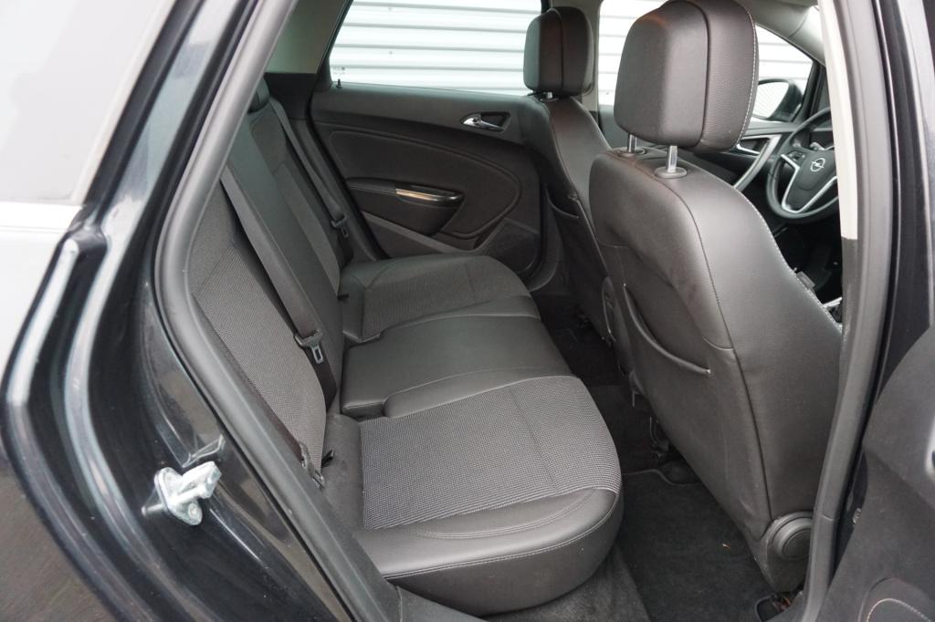 Opel Astra sports tourer 1.4 cosmo navi / climate / cruise / trekhaak / lm 