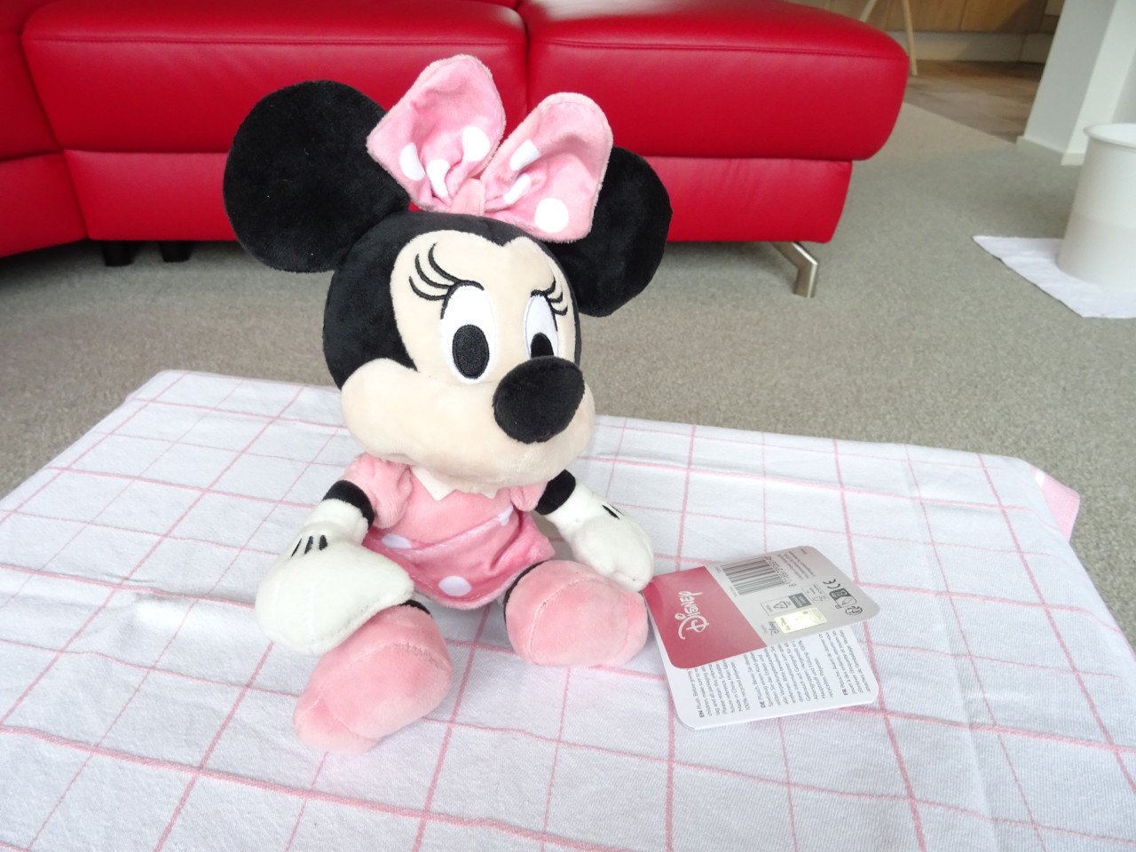 Nieuwe  Minnie Mousse    Disney knuffel  voor  € 7,50
